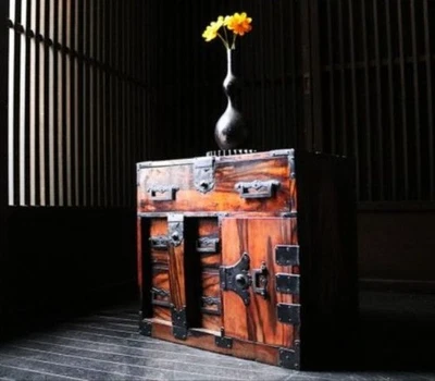 Japanese Antiques MEIJI retro KUROGAKI MAKURA TANSU Small chest JIDAI W40.5cm - Image 1 of 4