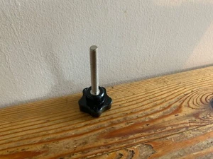 Reebok Z9 LAUFBAND VERRIEGELUNGSBOLZEN 6 cm LANG FÜR STÜTZDECK - NEU - Bild 1 von 3