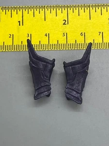 Guanteles de muñeca púrpura brazo Okeaetos figura forraje legiones míticas 1/12 6" Webstore - Imagen 1 de 2