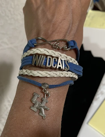 University of Kentucky Wildcats Bracelet Cover