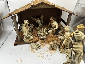 Dickson 1950’s Japan  Christmas Nativity 11 Figures & Stable Paper Mache  **pics - Picture 1 of 24