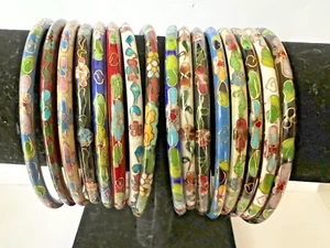 Vintage Konvolut 16 chinesische mehrfarbige Cloisonné schmale Armreif Armbänder - Bild 1 von 5