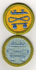Insignia de mérito de patinaje (patines azules), tipo H, parte posterior de plástico transparente (1973-1999), ¡como nueva! - Imagen 1 de 1