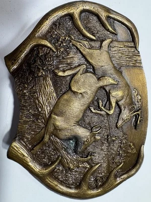 Ciervo Alce Buck Doe Vida Silvestre Caza Escena Caza Caza Caza Cazadores De Colección 1977 Bergamota Hebilla de Cinturón Foto 1 de 2