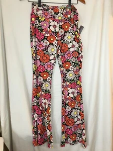 New No Boundaries Floral Knit Flare Pants Juniors Women Many Sizes - Picture 1 of 1