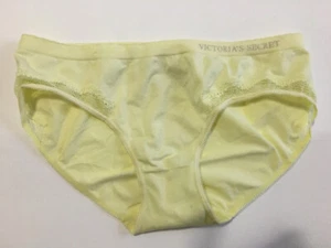 L/7 Victoria's Secret SIgnature Hip Huger Seam Free Lo Rise Stretch Panty 32 34 - Picture 1 of 9