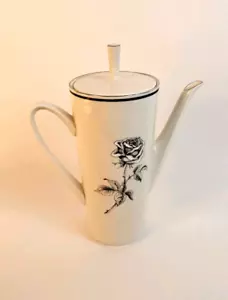 VERY RARE DISCONTINUED VINTAGE LENOX - "FOREVER" PATTERN Serving Coffee Pot - Picture 1 of 18
