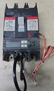 GE Spectra RMS SGLL36BD0600 Circuit Breaker 600V 3-Pole NO TRIP SEE PICS - Picture 1 of 7