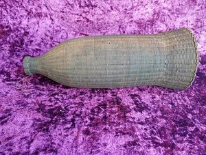 Vintage Eeal Trap, Ratatan woven - Picture 1 of 13