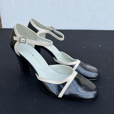 Tacones Bandolino BDZOLA punta redonda con tiras para mujer 7,5  Foto 1 de 4