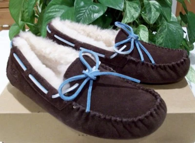 Uggs Ugg Australia 5133 Dakota Slippers Mocassins Coffee Espresso Brown 5 NIB - Image 1 of 4