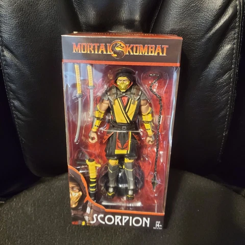 McFarlane Mortal Kombat Scorpion SERIES 1 BLACK BOX Figure SEALED GET OVER HERE! Cover