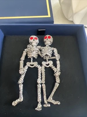 Butler and Wilson "Eternal love" Crystal Two Skeleton Couple Brooch NEW Silver - Image 1 of 4