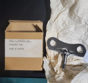 Bell & Howell ratcheting winding key for 16 mm Filmo & 35 mm Eyemo film camera - Picture 1 of 3