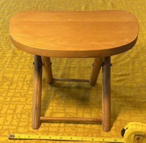 Vintage 1950’s Nevco Fold N Carry Wood Stool Yugoslavia 9.5” Farmhouse Milking - Picture 1 of 13