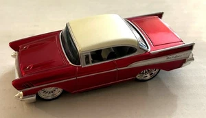 LOOSE HOT WHEELS '57 CHEVY RED CUSTOM CLASSIC 1/50 SCALE REAL RIDERS RUBBER TIRE - Picture 1 of 3