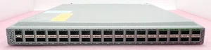 Cisco Nexus 9332C N9K-C9332C 32x 40/100GbE QSFP28 2x przełącznik 10GbE SFP+ L2 1U B2F - Zdjęcie 1 z 8