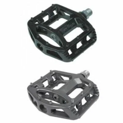 Wellgo MG-1 Magnesium Cro-mo Sealed Platform BMX Mountain Bike DHPedals - Image 1 of 3