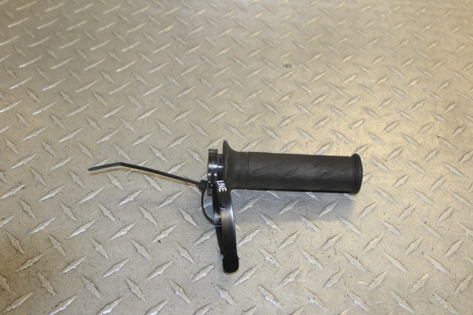 2007 SUZUKI BANDIT 1250S GSF1250S APERTO DE ACELERADOR DIREITO - Imagem 1 de 4