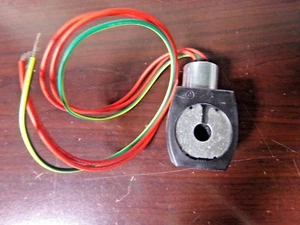 Bobina de válvula solenoide REDHAT, 120 voltaje de vacío, 60Hz, 6.1W, 238214-032-D (EF) - Imagen 1 de 6