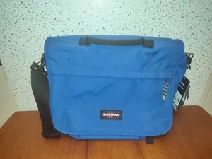 Eastpak Reminder Messenger Bag New 15 Litres Blue Laptop Courier Bag - Picture 1 of 5