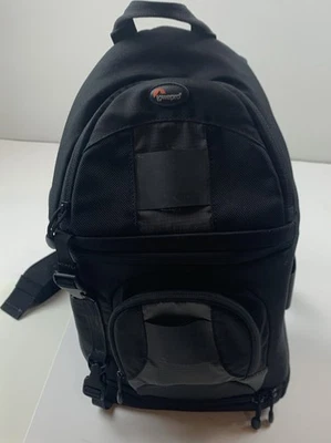 Lowepro SlingShot 200 AW Black Nylon Back Pack Camera Bag All Weather- Excellent - Image 1 of 4