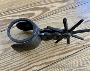 Vintage Eight Point Mexican Charro Cowboy Wrought Iron Horse Spur Tack Rowl Weld - Picture 1 of 6