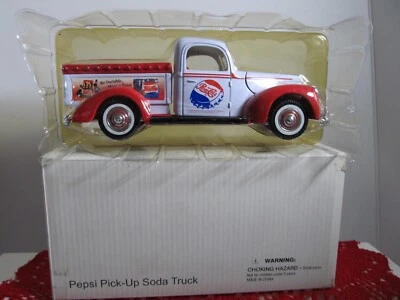 Camioneta de reparto Pepsi Cola Ford 1940 diecast metal multicolor ¡NUEVA EN CAJA! Foto 1 de 4