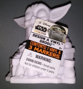 Disney Star Wars The Mandalorian Design A Vinyl Baby GROGU Edad 3+ Nuevo - Imagen 1 de 9
