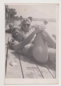 Tres Bonitos Atractivos Lindos Mujeres Jóvenes Playa Bikini Traje de Baño Mujer Foto de Colección - Imagen 1 de 7