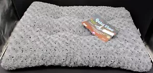 Quiet Time Ombre Swirl 30in Polyfiber Cushion Pet Bed - Picture 1 of 2