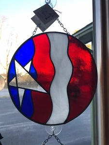 Stained Glass Patriotic Circle - Picture 1 of 2