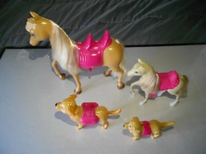 Barbie Horse & Chelsea Pony with 2 taffy dogs. Lot of 4 - Picture 1 of 6