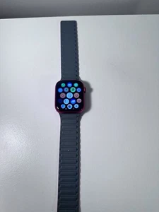 Apple Watch Series 8 45mm Aluminium GPS + LTE - Produit Rouge - Photo 1 sur 10