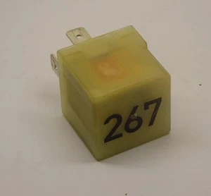 Relé para embrague eléctrico aire acondicionado VW Passat 3B B5 FL 267 443919578C - Imagen 1 de 6