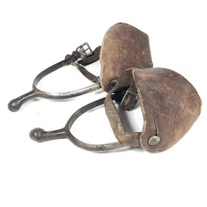 Espuelas antiguas genuinas de uso militar del siglo XIX con cuero y rodillos de trabajo - Imagen 1 de 6