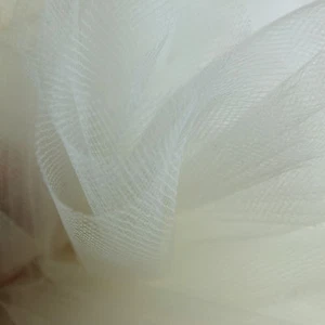Ivory Off White bridal tulle veil fabric 300cm wide - fine net - by the metre - Picture 1 of 2