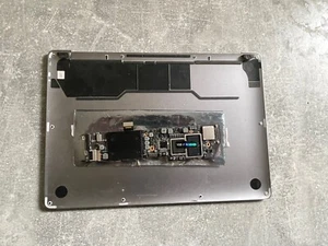 MacBook Air A1932 13" 2018 Logic Board i5 1.6 GHz 8Gb RAM 128gb SSD - Bild 1 von 8
