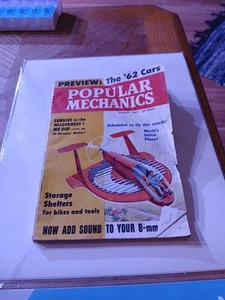 Popular Mechanics Magazine Vtg August 1961 Storage Shelters For Bikes And Tools - Imagen 1 de 3