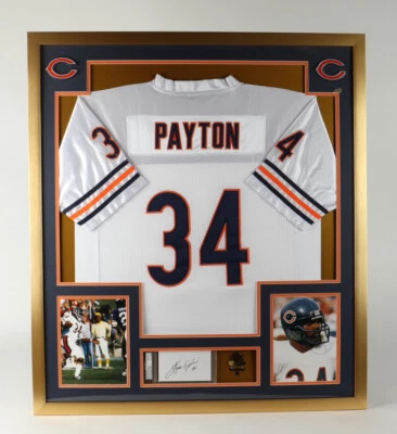 Walter Payton Firmado 32x36 Personalizado Enmarcado Corte Exhibición con Jersey y Osos Pin PSA Foto 1 de 4