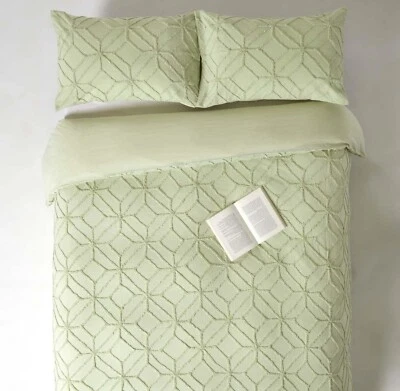 100% Cotton Green Tufted Duvet Cover Set -Bohemian Queen King Size Fringe Duvets - Image 1 of 4