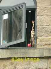 Photo 6x4 Giraffe at the window Sandford/SE2535 See [[[184300]]] c2006