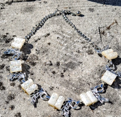 Collar Gargantilla Confeti Lucite 16" De Colección Sin Firmar Diseñador Joyería Ópalo Lucite  Foto 1 de 4