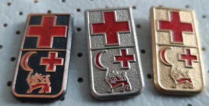 Red Cross lion Yugoslavia pins - Picture 1 of 1