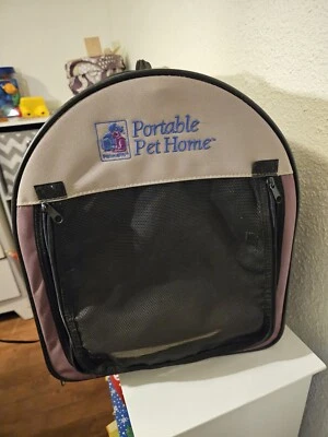 Cajón portátil para el hogar de mascotas Petmate pequeño, caqui/marrón 18" x 14" x 16" Foto 1 de 4