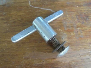 VINTAGE 1970's SLINGERLAND #1666 BUDDY CYMBAL STAND HEIGHT WING NUT ASSEMBLY-VG - Picture 1 of 2