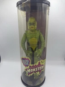 THE CREATURE FROM THE BLACK LAGOON 12" Hasbro Universal Monsters Signature Ser - Picture 1 of 5