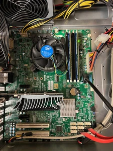 Supermicro X11SAE Workstation MB w/Intel Xeon E3-1275V5 3.6GHz 4-Core & 16GB RAM - Afbeelding 1 van 5