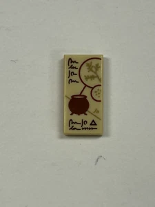 Lego Tan 1x2 Harry Potter Decorative Tile - Picture 1 of 1