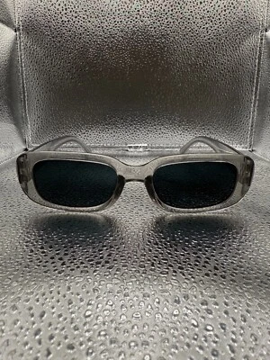 Gafas de sol retro ovaladas Foto 1 de 2